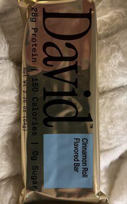 David Cinnamon Roll Protein Bar package front